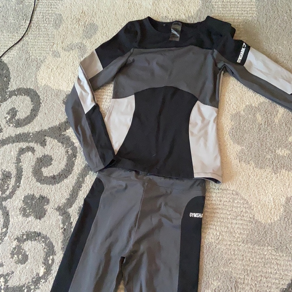 GYMSHARK SET